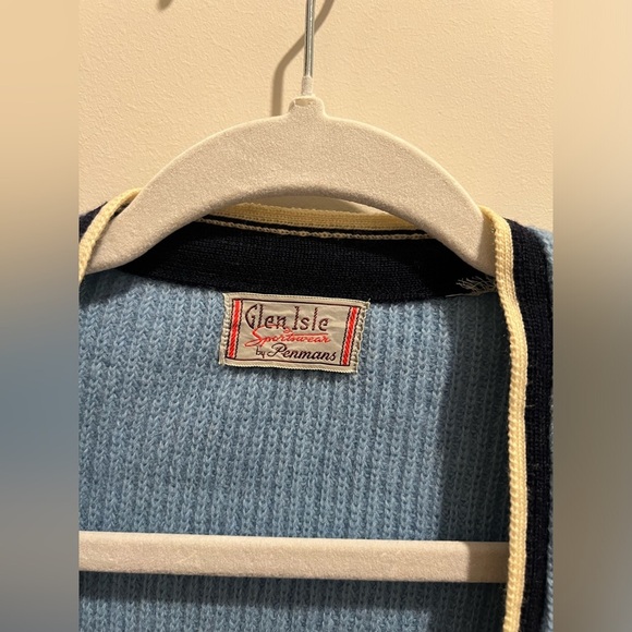 VINTAGE 1960’s Glen Isle Sportswear Blue Knit Vest - Picture 3 of 7